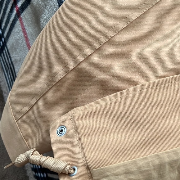 Willing to take any offers this is from brand new from Zara never wore it - Picture 4 of 5